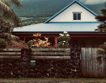 Load image into Gallery viewer, Volcano House . La reunion